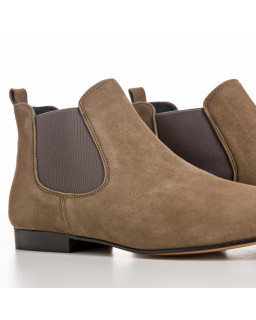 Bottines Chelsea plates en cuir velours avec élastiques