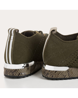 Ines crochet sneakers - Urban Elegance & Comfort