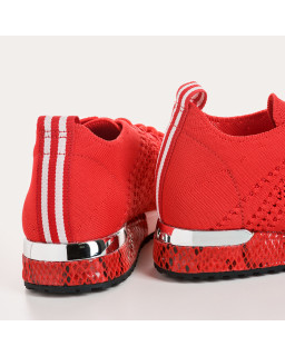 Ines crochet sneakers - Urban Elegance & Comfort