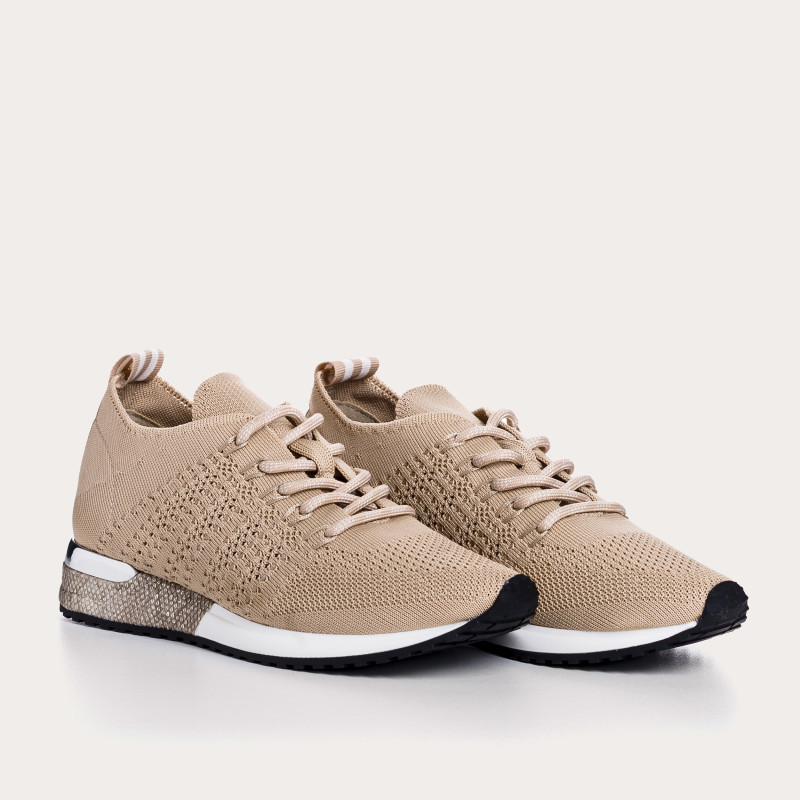 Ines crochet sneakers - Urban Elegance & Comfort