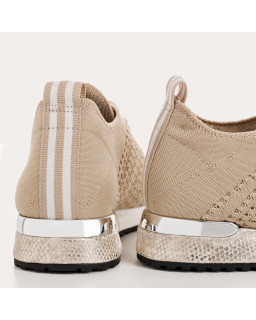 Ines crochet sneakers - Urban Elegance & Comfort