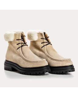 Beige rising derbies in suede