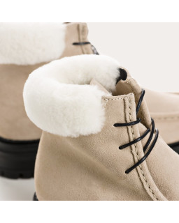 Beige rising derbies in suede