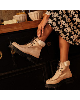 Beige rising derbies in suede