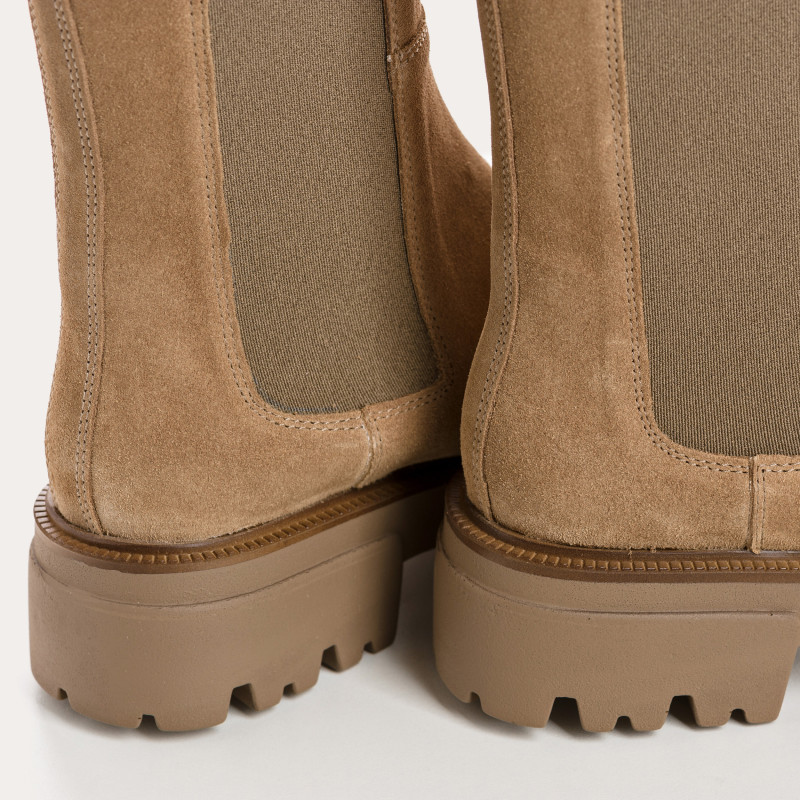 Havana suede boots with elastic thick and thick notched sole