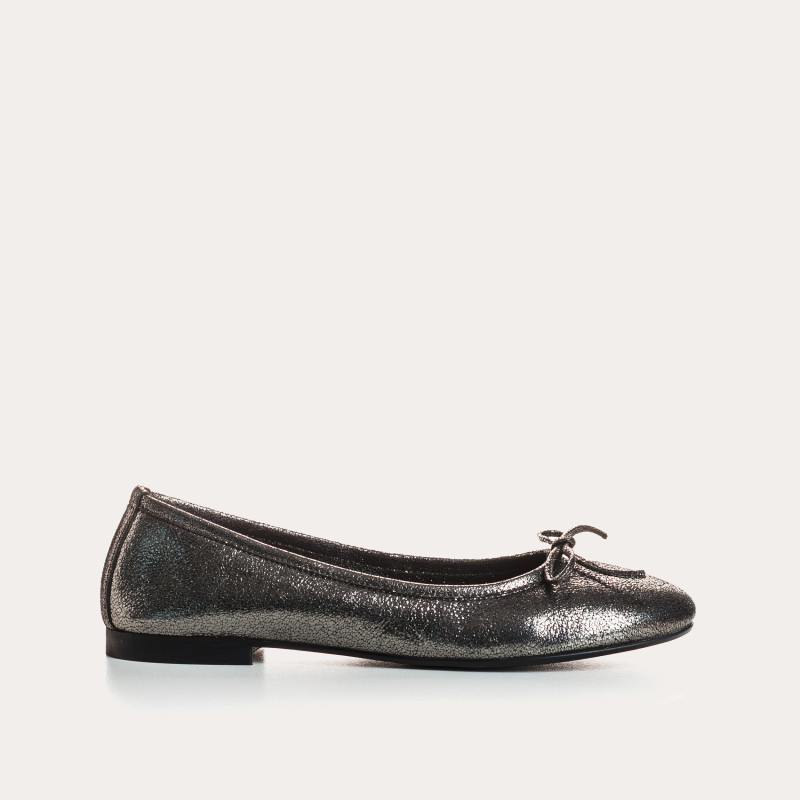 Carmen crackled leather ballerinas | Reqins