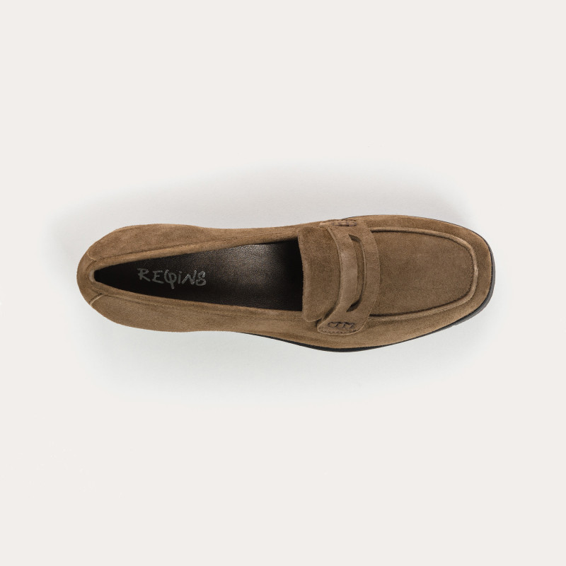 Suede compensated loafers