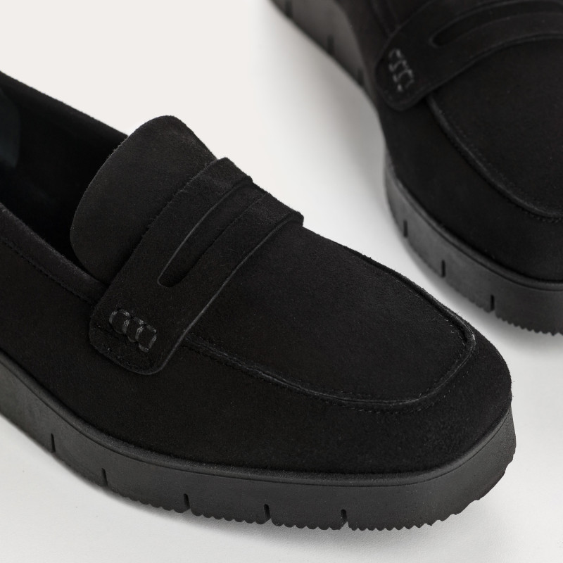 Suede compensated loafers