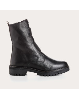 Boots Chelsea noires en cuir embossé grainé avec élastiques