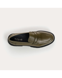 Chunky moccasins in grained leather