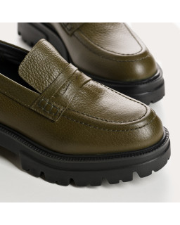 Chunky moccasins in grained leather