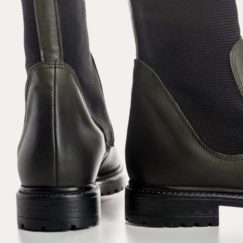 Boots Chelsea leather flat with elastic