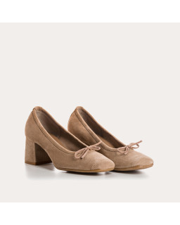Suede square heel pumps with knot