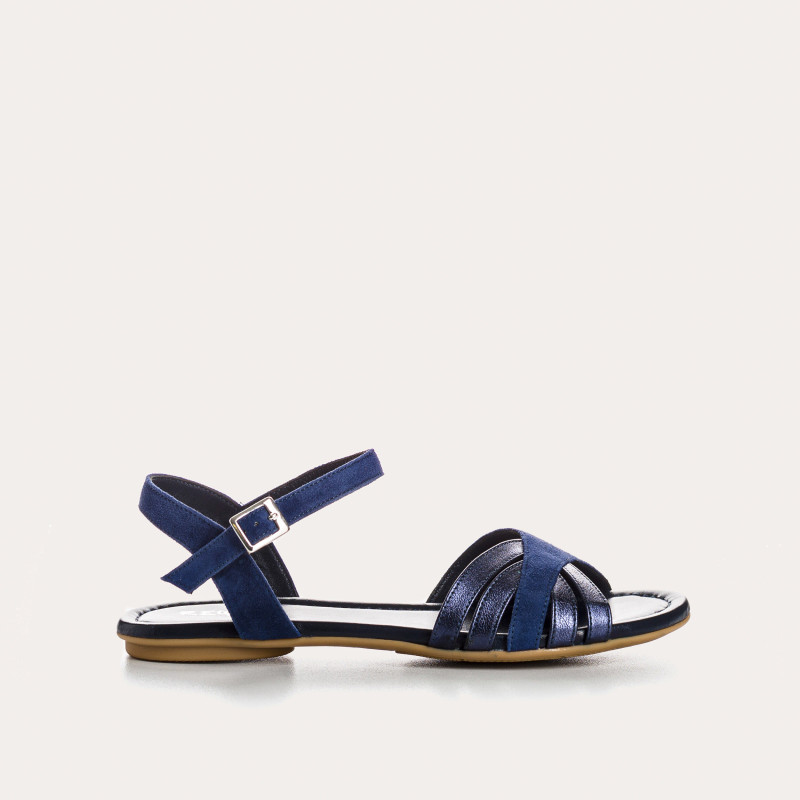 Besse Flat Sandals - Women's Leather Flange Shoes | Reqins