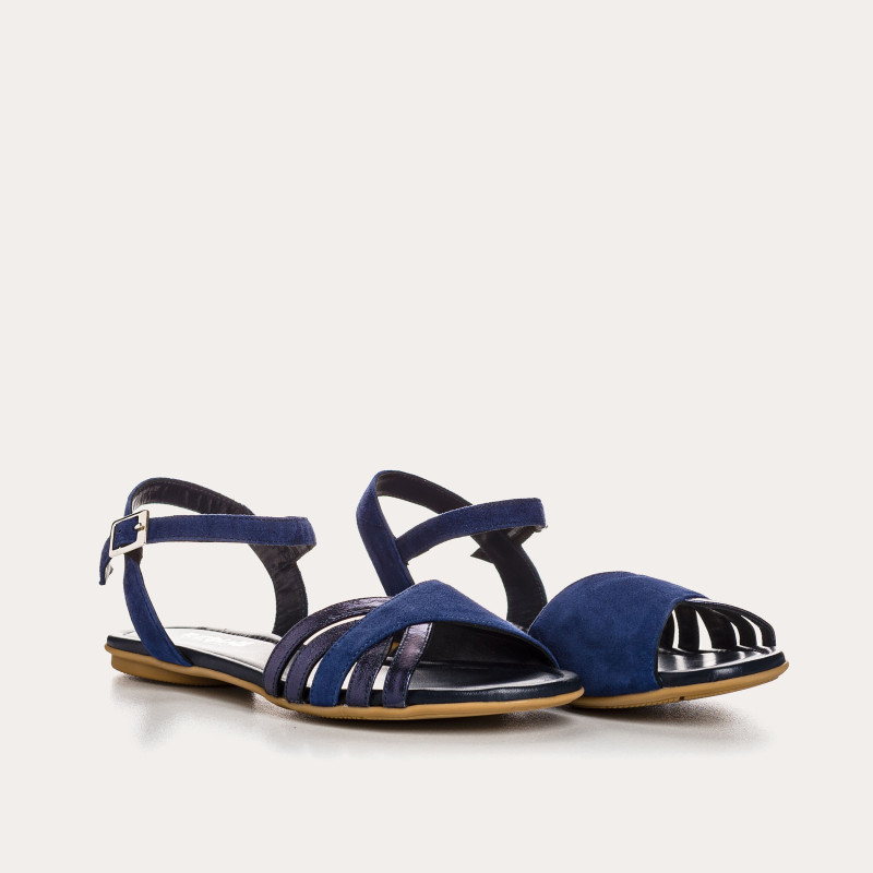 Besse Flat Sandals - Women's Leather Flange Shoes | Reqins