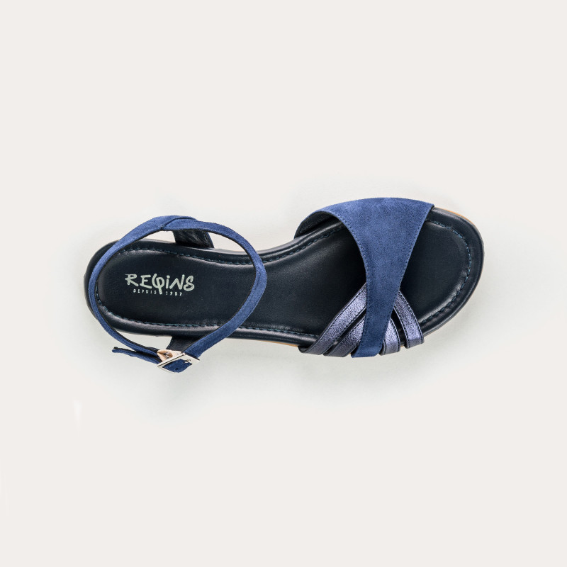 Besse Flat Sandals - Women's Leather Flange Shoes | Reqins