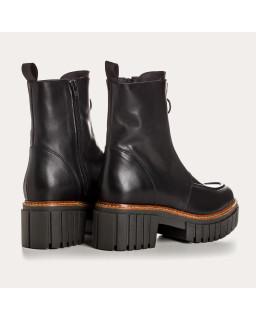 Boots Chelsea à talons en cuir noir avec zip et boucle argentée