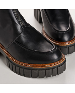 Boots Chelsea à talons en cuir noir avec zip et boucle argentée