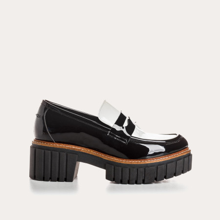 Two-tone Chunky Moccasins Black Varnish / Off White
