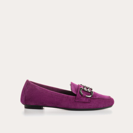 Suede jewelry moccasins with silver metal ornaments
