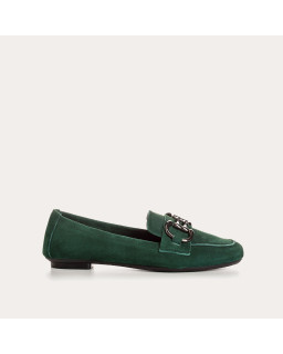 Mocassins bijoux en cuir velours avec ornements en métal argenté