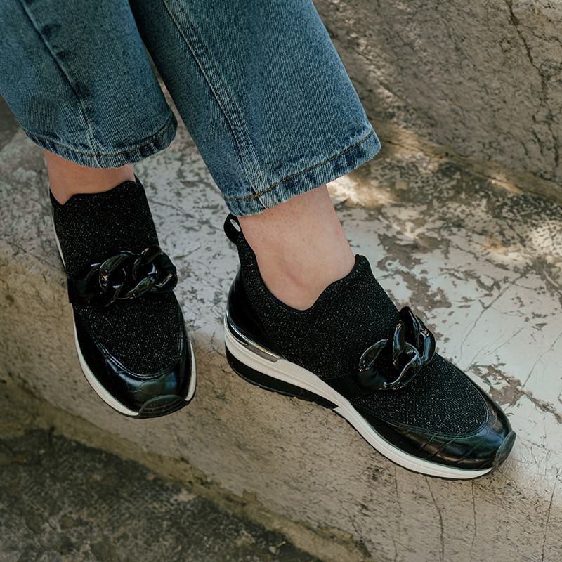 Women's Sneakers in Elastic Fabric Lady with Jewelry Accessories