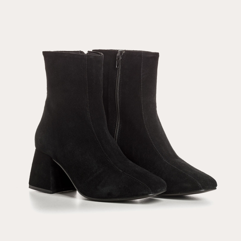 Suede heel boots