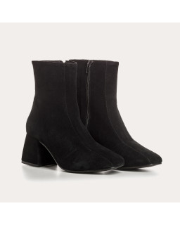 Suede heel boots