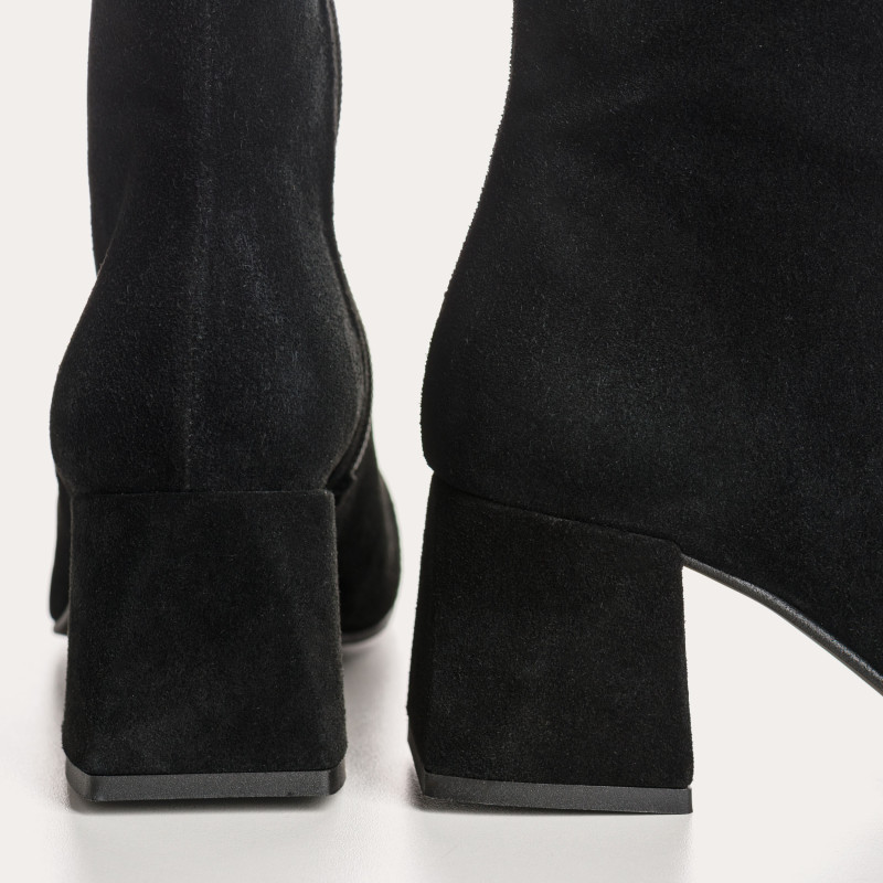Suede heel boots