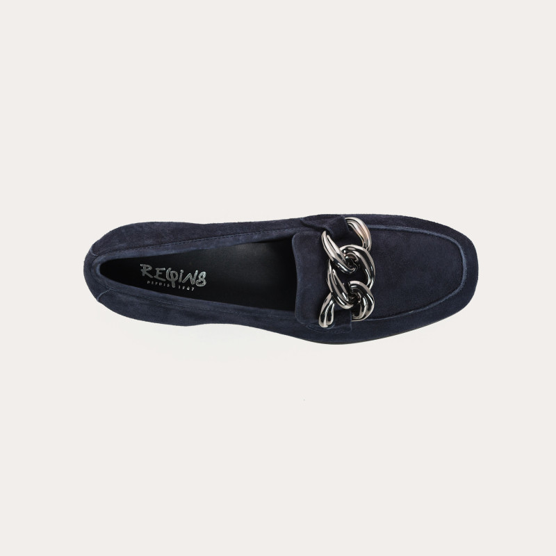 Suede small hem loafers with silver rings