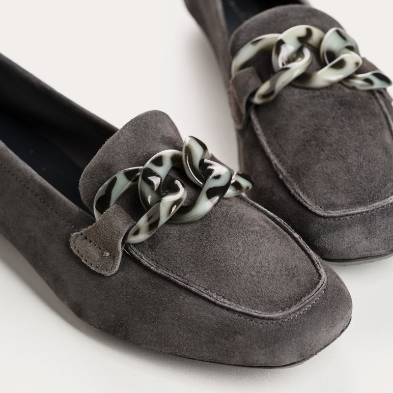 Hanissa leather loafers in chain velvet