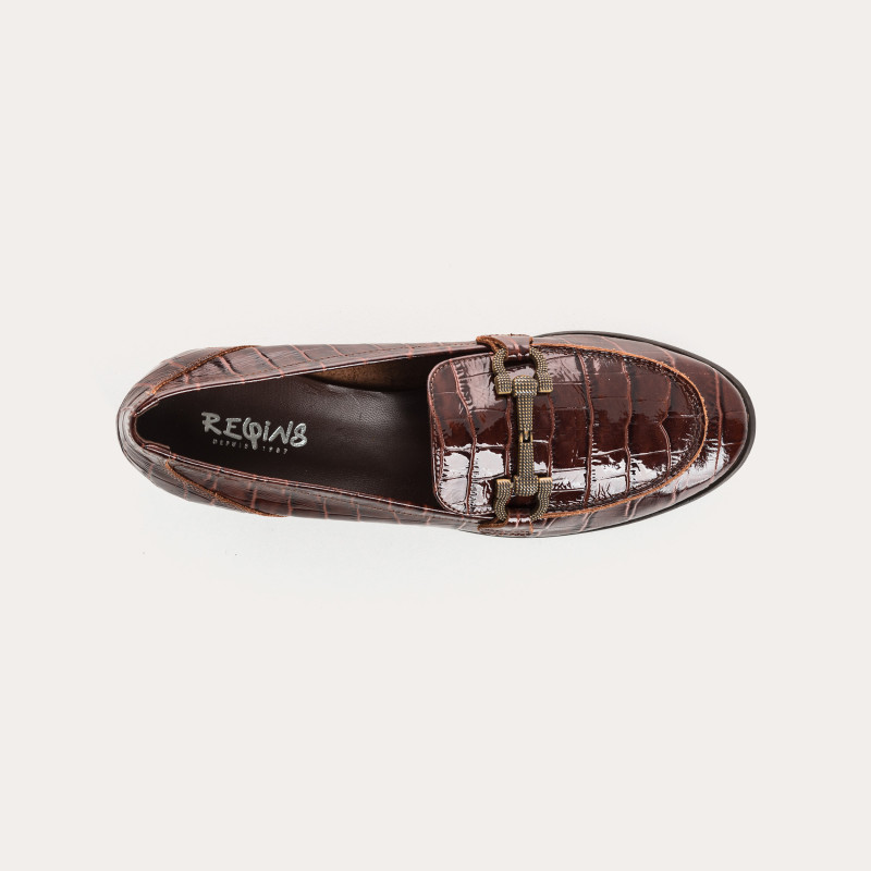 Moccasins with leather garden cocoa embossed croco and golden accessory