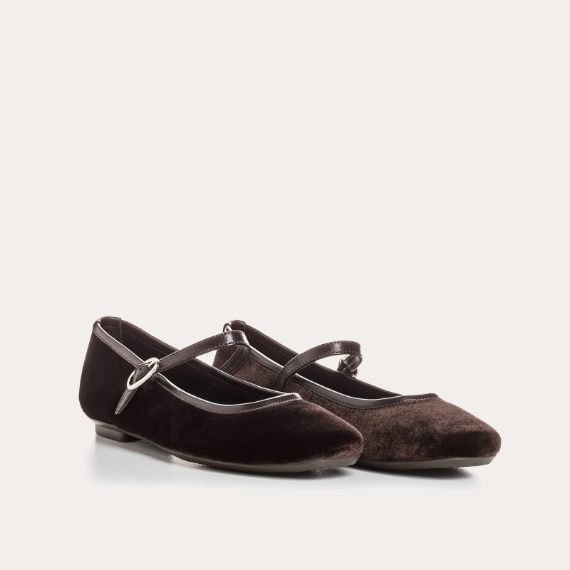 Honoured MARY JANES Hai x Leather and Velvet Reqins