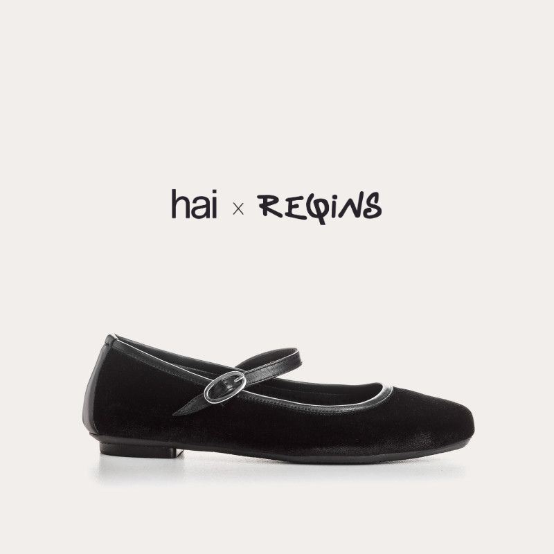 Honoured MARY JANES Hai x Leather and Velvet Reqins