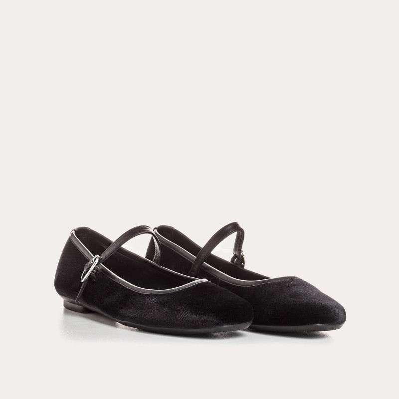 Honoured MARY JANES Hai x Leather and Velvet Reqins