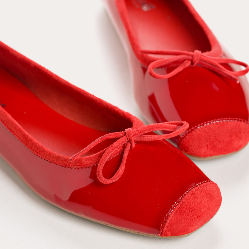 Harmony square-tipped leather ballerinas