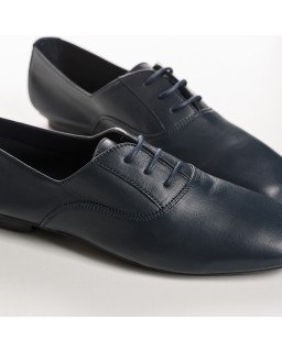 Deck leather flat woman with laces tone on tone