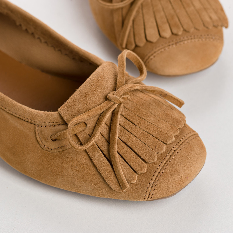 Hindi leather velvet ballerinas with fringes