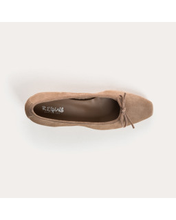 Ballerines à talons en cuir velours