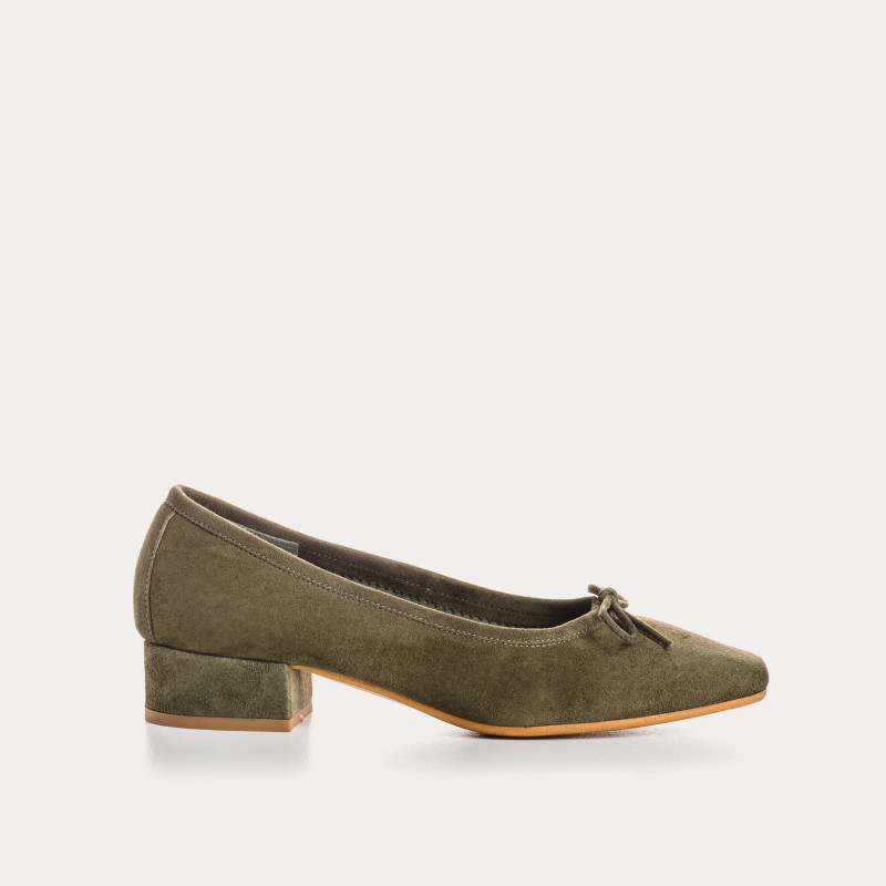 Suede heel ballerinas