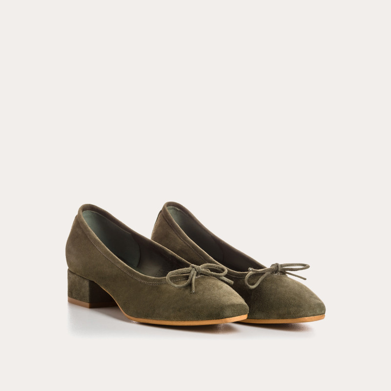 Suede heel ballerinas
