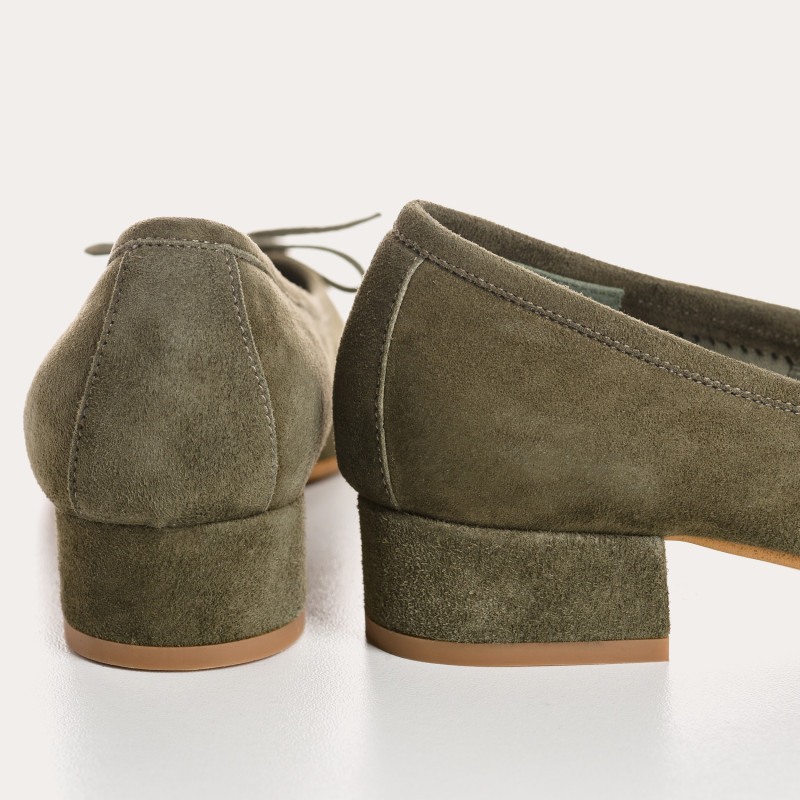 Suede heel ballerinas