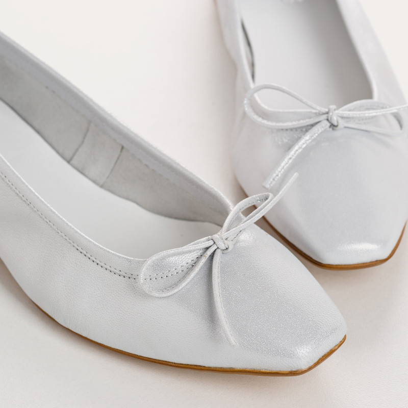 Traviata Ballerinas - Iridescent Leather Women's Shoes | Reqins