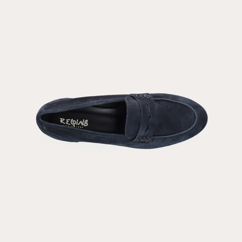 Suede round tips loafers