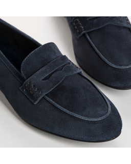 Suede round tips loafers
