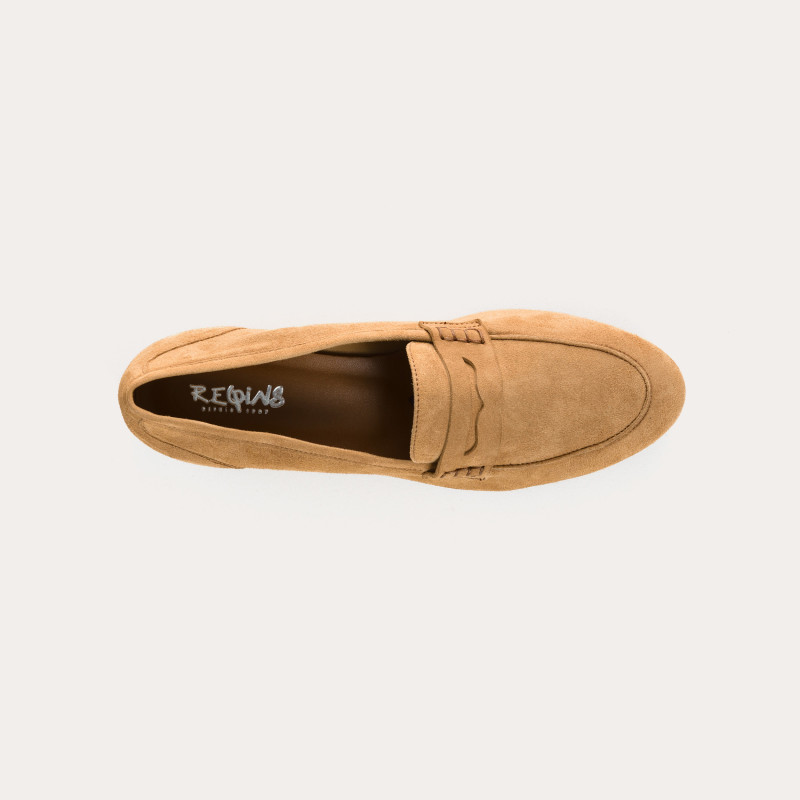 Suede round tips loafers