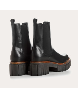 Boots Chelsea en cuir lisse noir avec élastiques