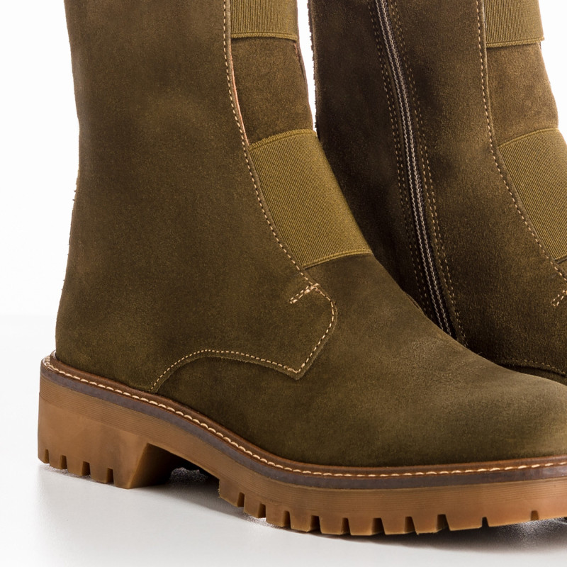 Boots chelsea suede with elastic and interior zip