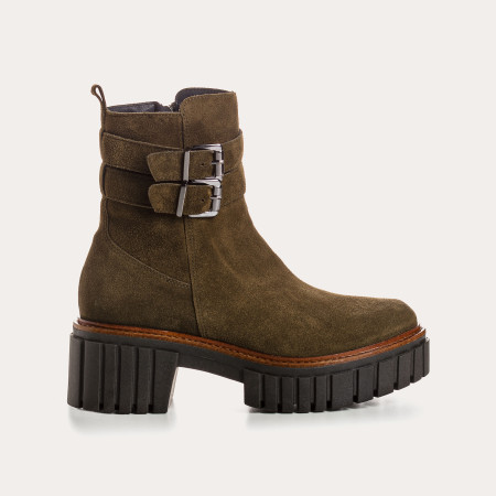 Boots Chelsea suede with zipper and double curls