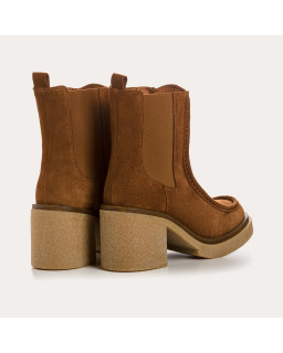 Boots Chelsea with high heels in velvet leather with elastic